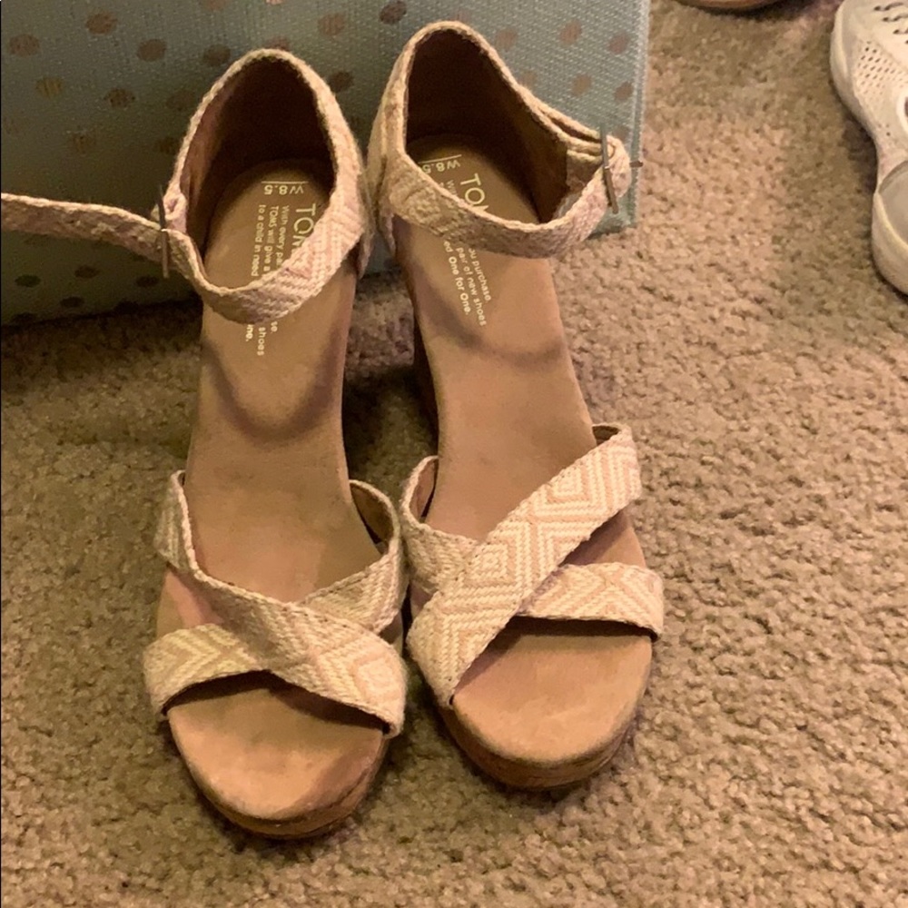 Tom wedges